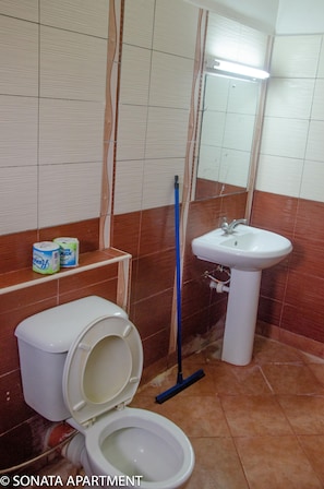 Towels, toilet paper