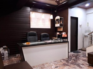 Reception - Punest Hospitality & Hotel (Pune)