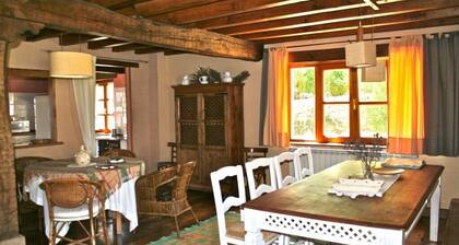 Cottage for 8 people with views of the forests and mountains in the area