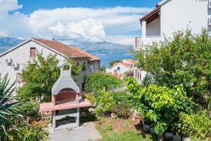 BBQ/picnic area - Apartments Veve (Postira)