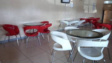 Free daily full breakfast