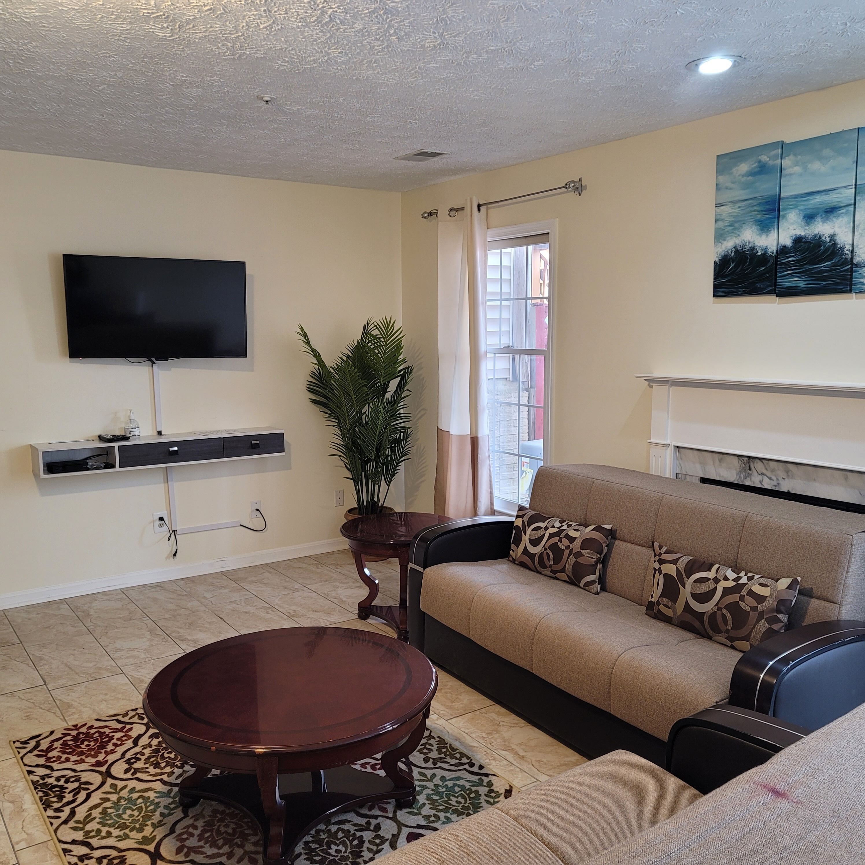 1 Bedroom Basement Suite