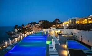 Indoor pool, seasonal outdoor pool
