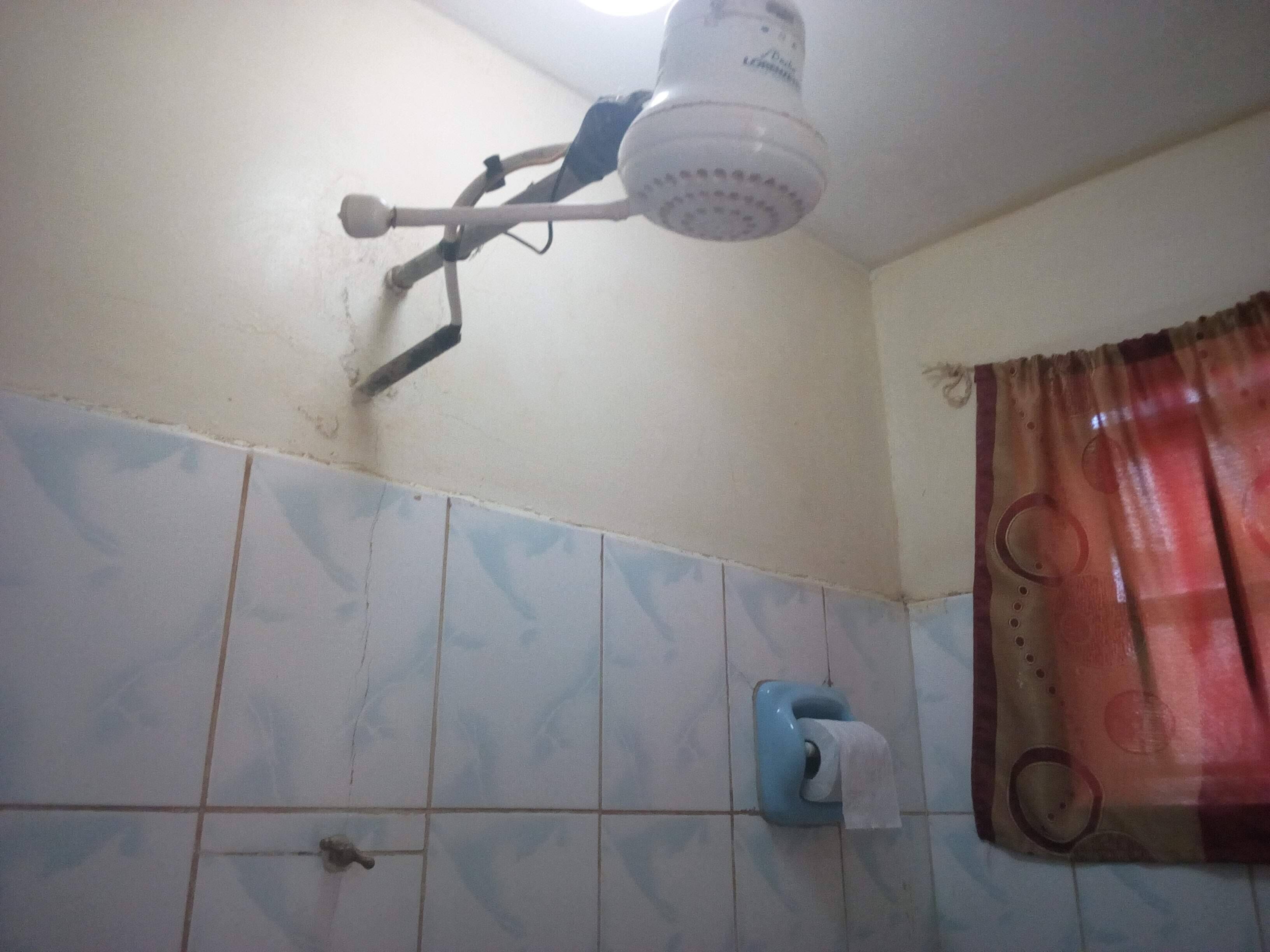 Doppelzimmer | Dusche im Bad