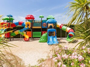 Children's play area - outdoor