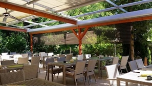 Terrace/patio - Waldhaus Da Claudio (Boehl-Iggelheim)