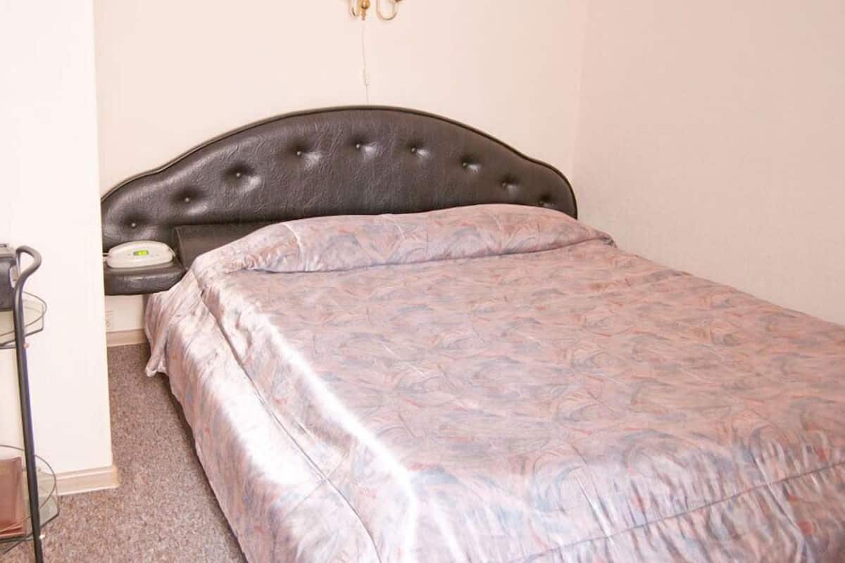 Business Apartment (Lolita) | 1 bedroom, minibar, in-room safe, individually decorated