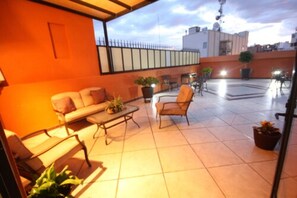 Terrace/patio - Hotel y Suites el Refugio de don Carlos (Zacatecas)