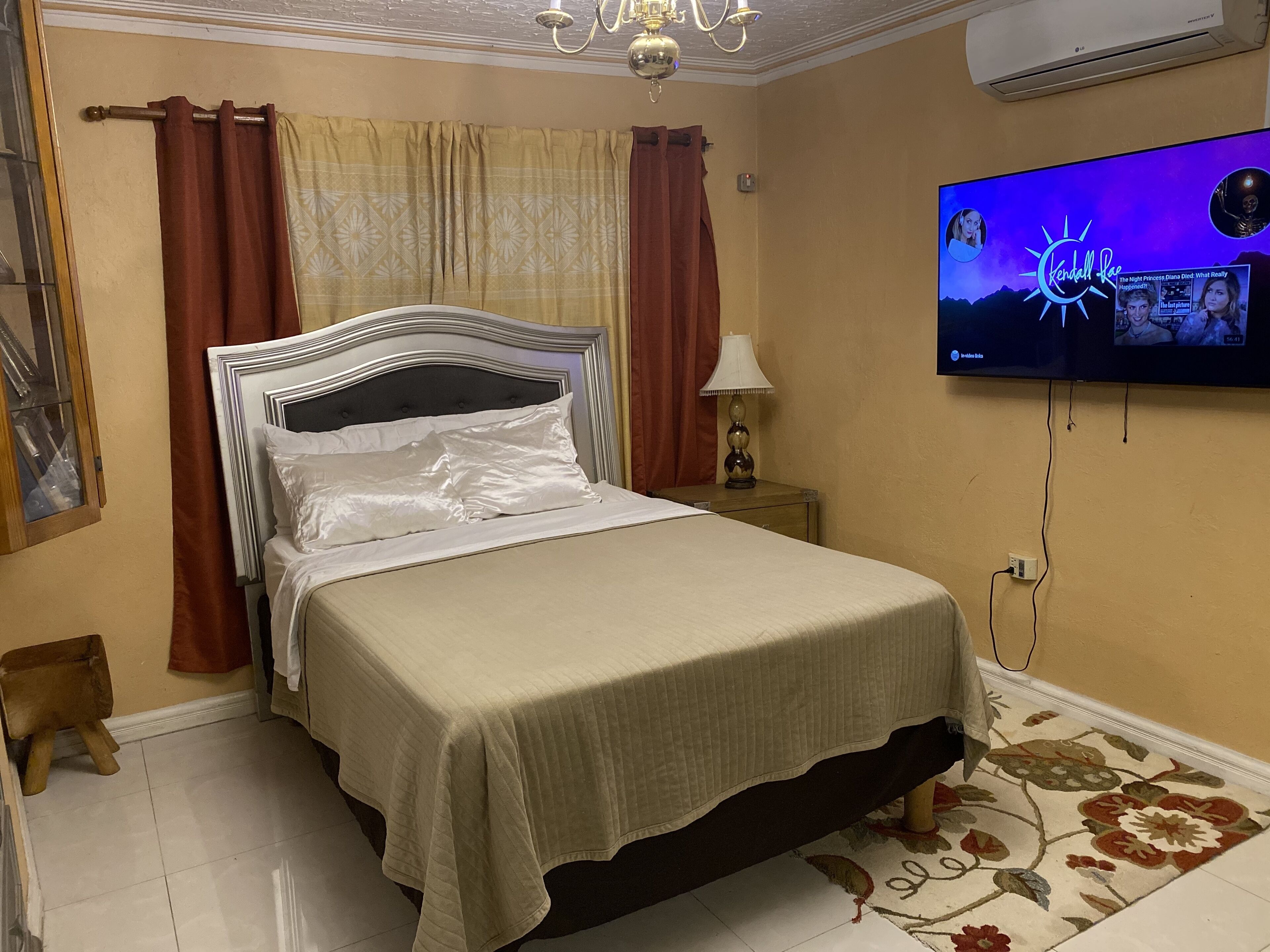 1 habitación, tabla de planchar con plancha, wifi y ropa de cama 