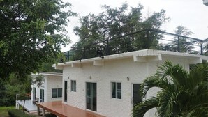 Ngoại thất