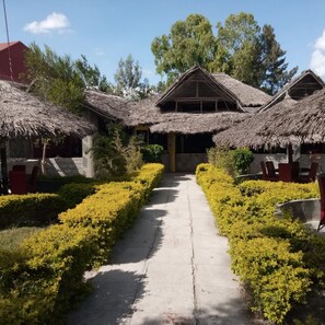 Exterior - La Luna The Moon (Nairobi)