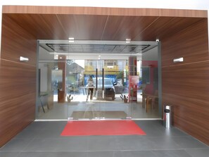 Exterior - New Moonlight Hotel (Bandung)