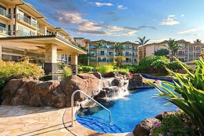 屋外プール、温水プール