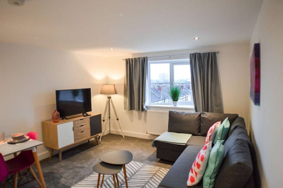 Apartment 2 (Ground Floor, Sleeps 4) | Living area | 32-inch TV with digital channels