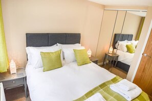 Casa, 5 camere da letto (Sleeps 10) | 5 camere, con stile personalizzato, con arredamento individuale