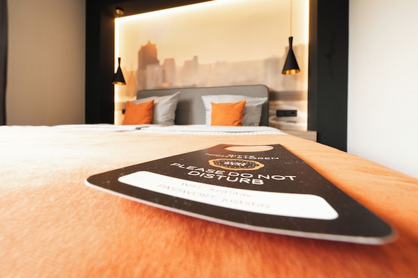 1 phòng ngủ, bộ đồ giường cao cấp, bàn