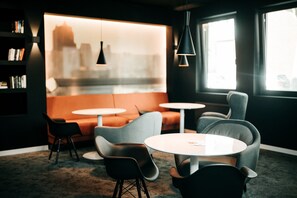 Lounge - JustStay Ratingen Hotel & Apartments (Ratingen)