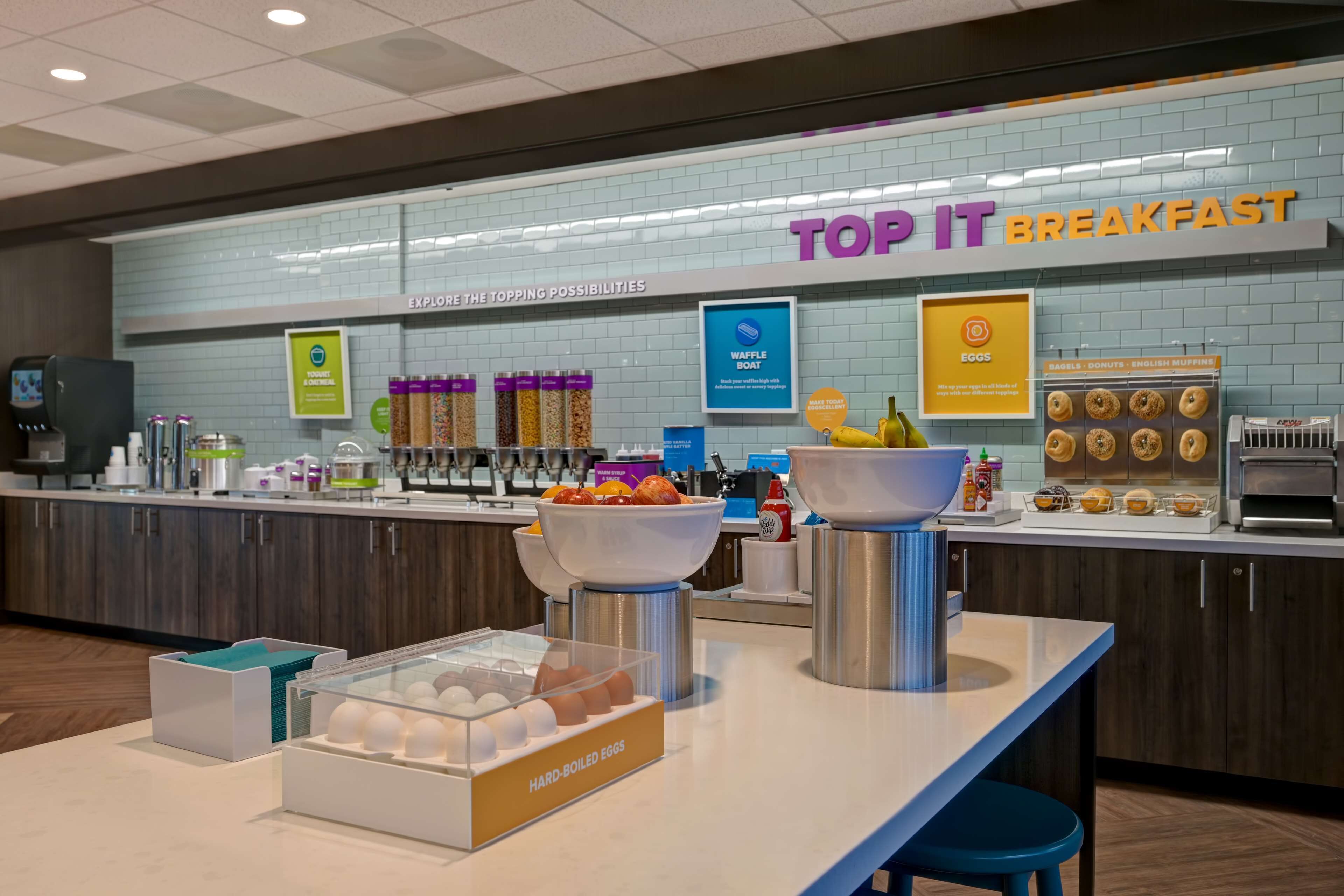 Free daily continental breakfast