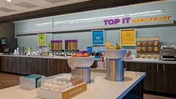 Free daily continental breakfast