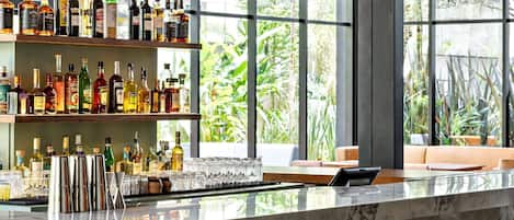 Bar (in der Unterkunft)