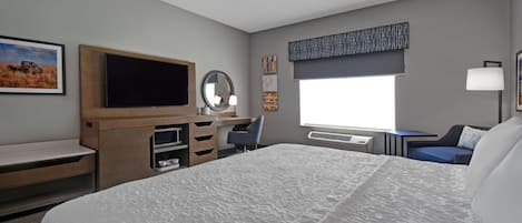 Hypo-allergenic bedding, in-room safe, desk, laptop workspace