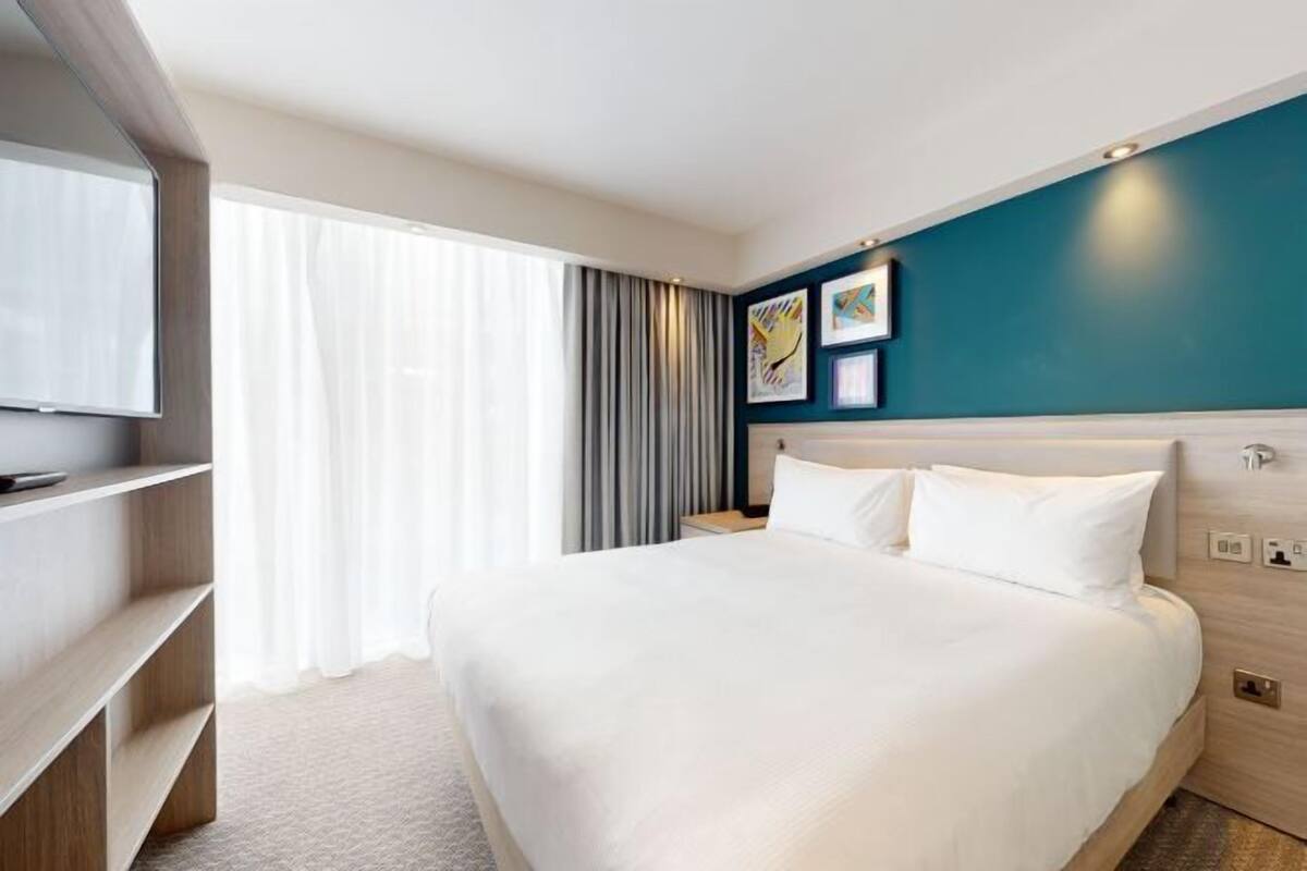 1 bedroom, in-room safe, desk, laptop workspace