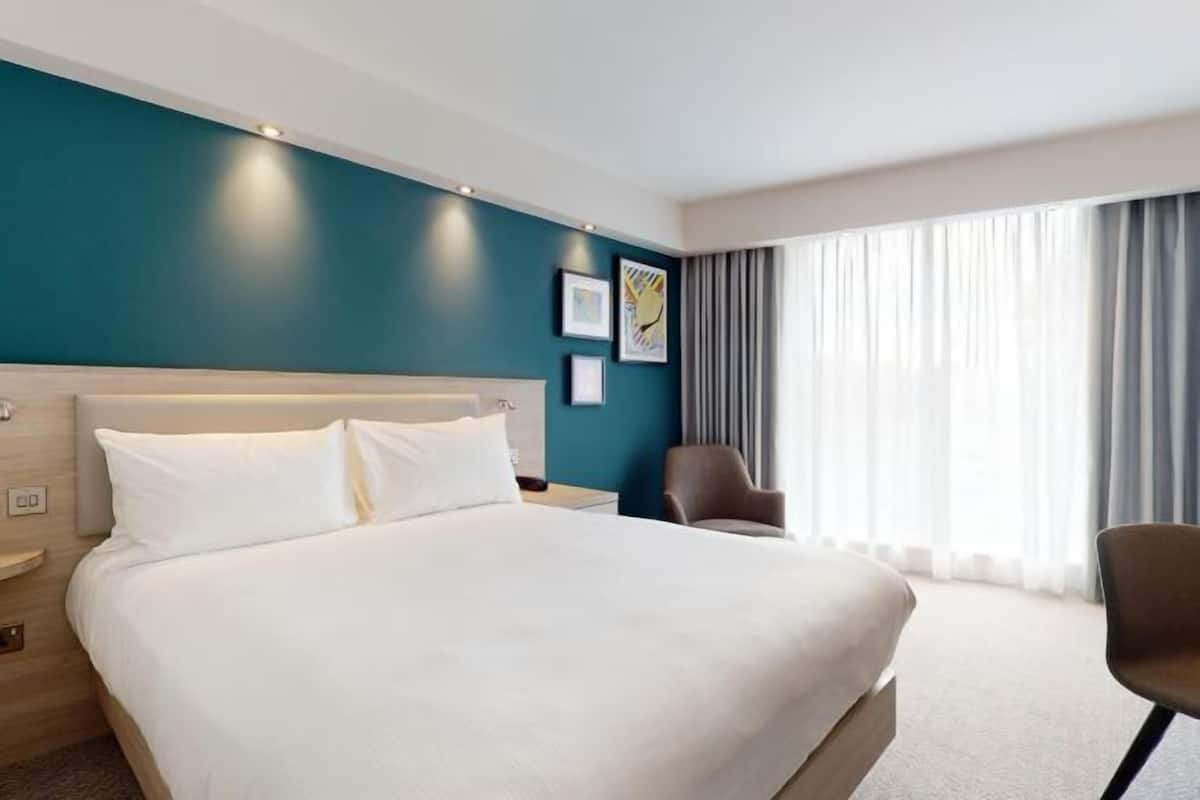 1 bedroom, in-room safe, desk, laptop workspace