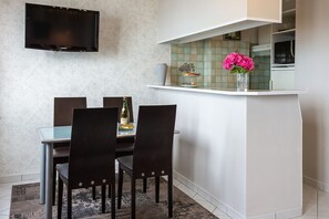 Dining - Les Reflets de la Houle (Cancale)