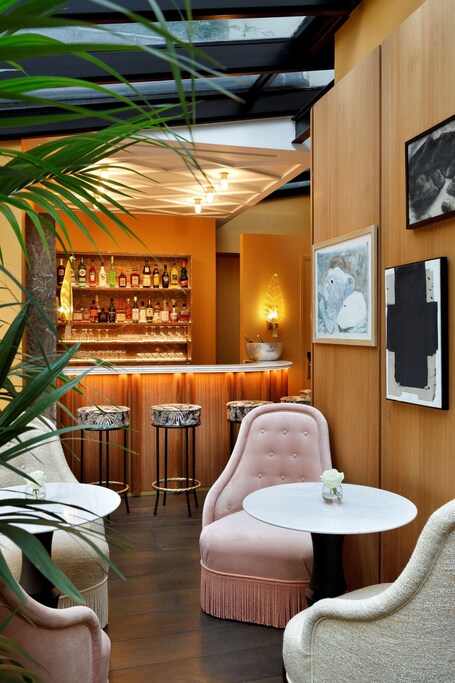 Le Belgrand Hotel Paris Champs Elysees, Tapestry by Hilton - Image 7