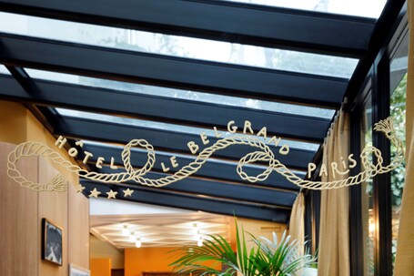 Le Belgrand Hotel Paris Champs Elysees, Tapestry by Hilton - Image 26