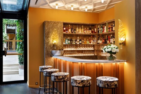 Le Belgrand Hotel Paris Champs Elysees, Tapestry by Hilton - Image 20