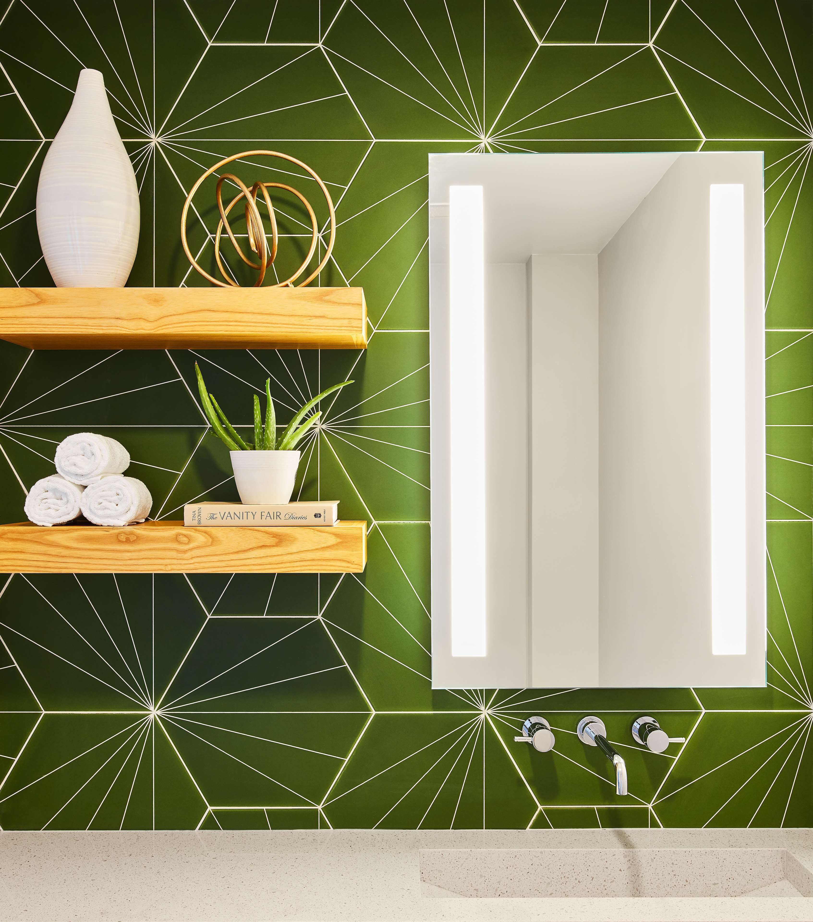 presidential suite, 1 king bed, accessible (roll-in shower) | bathroom | shower, hair dryer, towels, soap