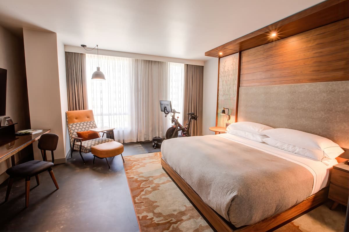 1 bedroom, in-room safe, desk, laptop workspace