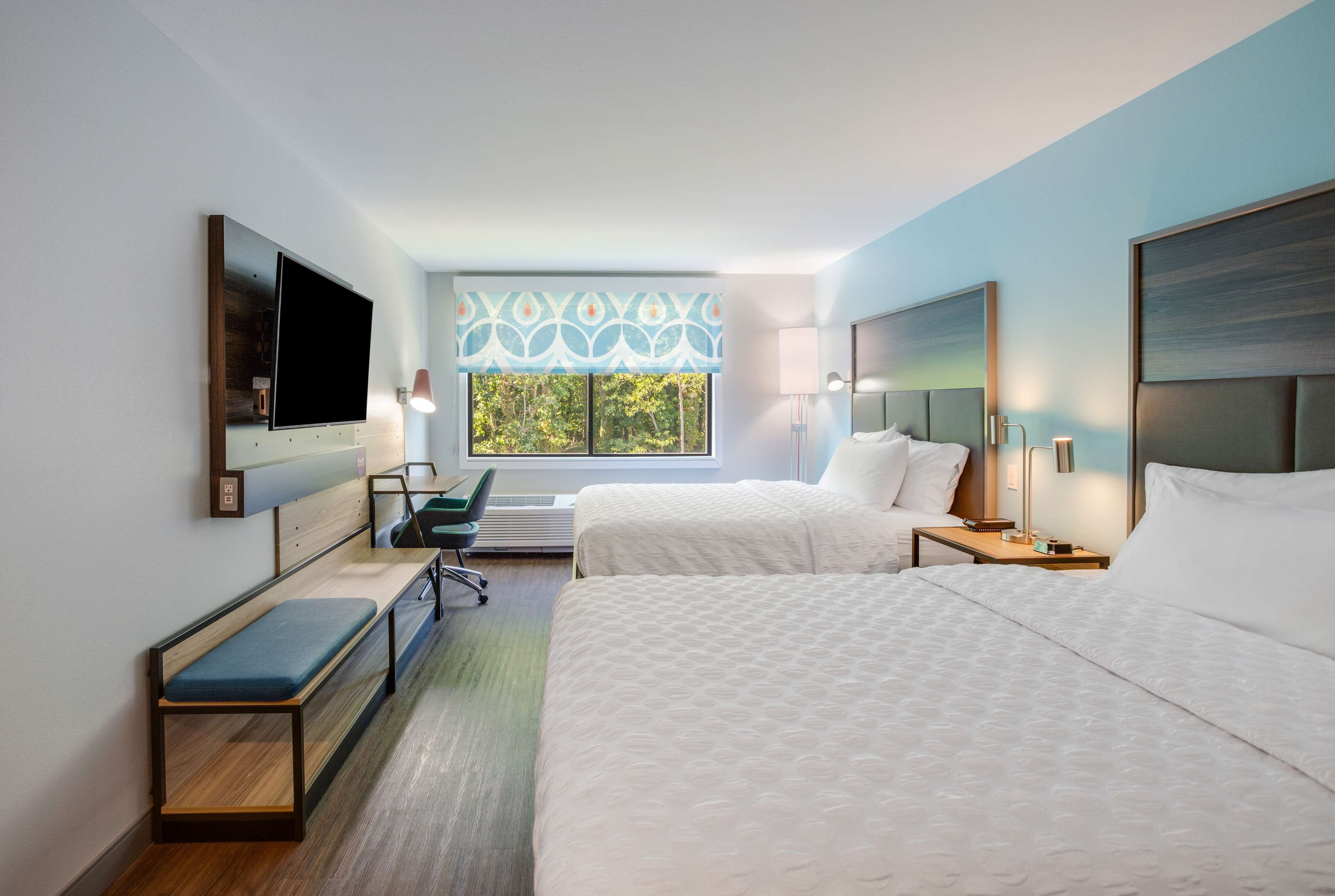 Room, 2 Queen Beds | Hypo-allergenic bedding, desk, iron/ironing board, free WiFi