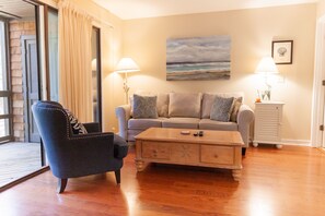 Smart TV - Beach access, central location, popular community on Kiawah (Kiawah Island)
