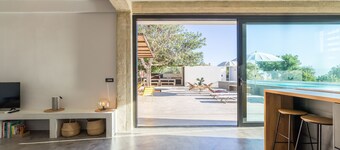 Demetra, villa with pool and sea view in Marina di Ragusa