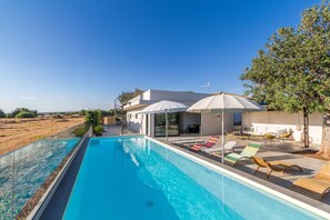 Piscina a l'aire lliure
