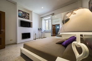 Apartment | 2 Schlafzimmer, schallisolierte Zimmer, Bügeleisen/Bügelbrett