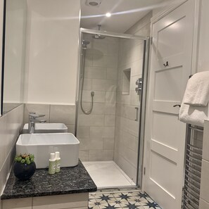 Family Double Room | Bathroom | Shower, hair dryer, towels, soap - Upstairs at 33 (Worcester)