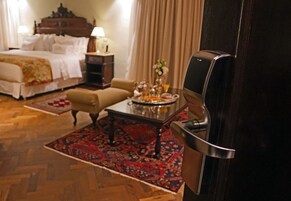 Senior-Zimmer | Hochwertige Bettwaren, Daunenbettdecken