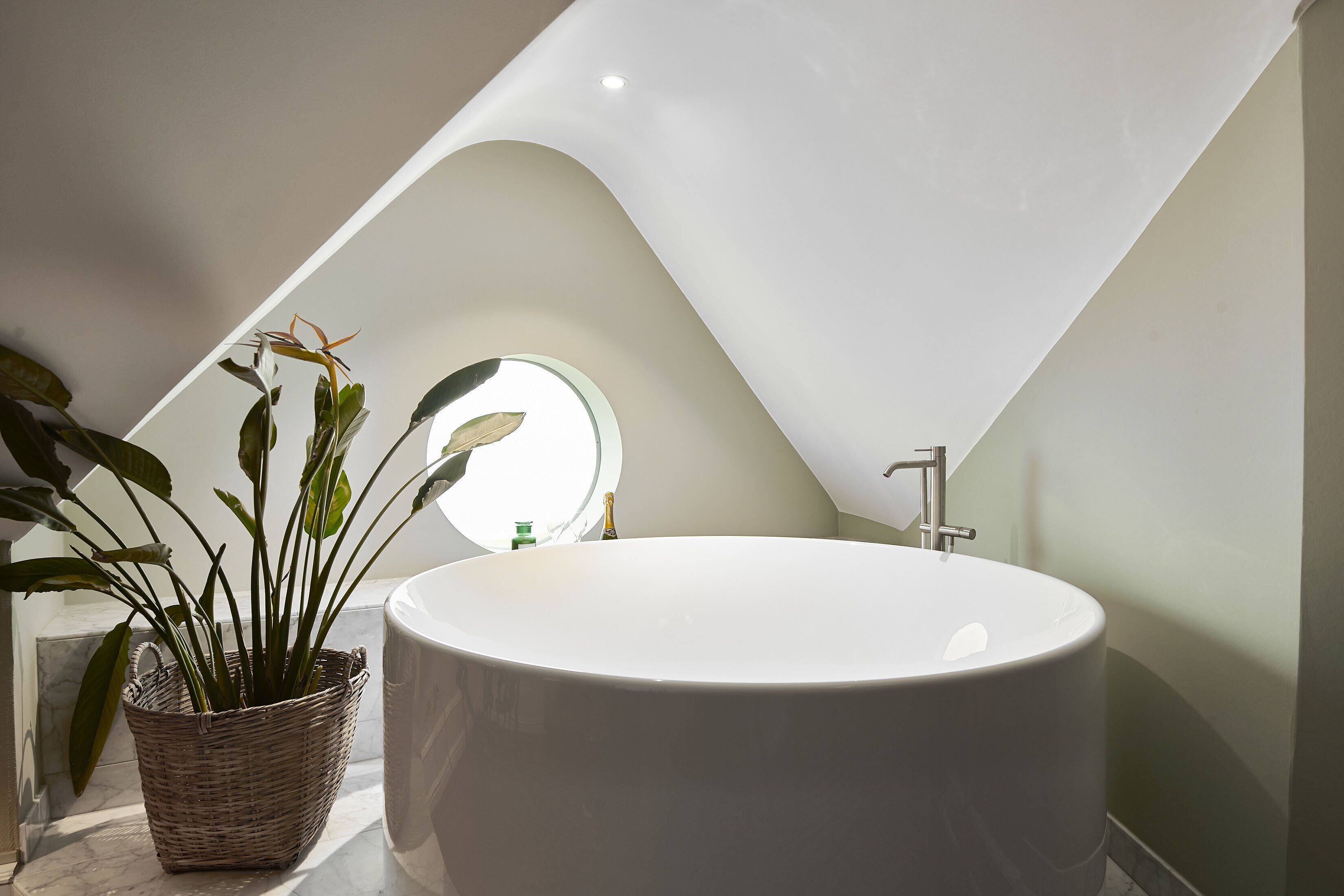 mini suite | premium bedding, minibar, in-room safe, individually decorated