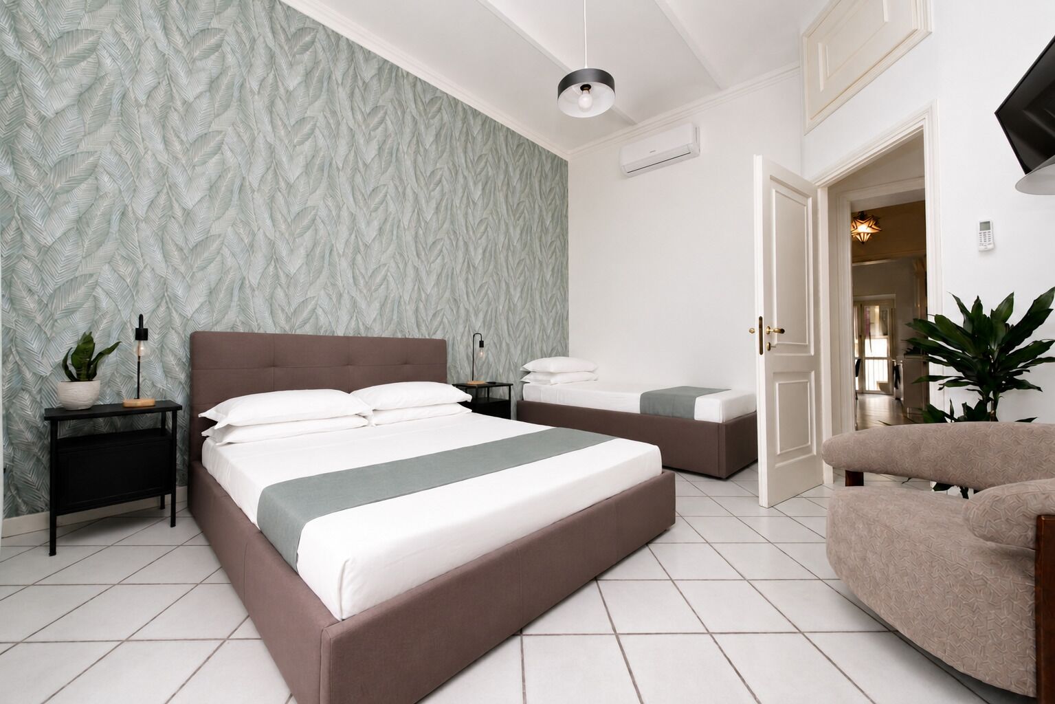 Residenza VIII | Premium bedding, down duvets, individually furnished, soundproofing