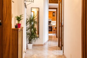 Hallway - Redseven Rome Collection (Rome)