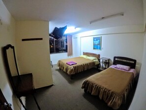 Wifi gratis y ropa de cama