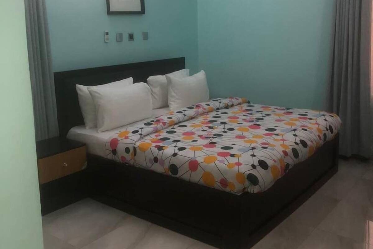 In-room safe, desk, laptop workspace, iron/ironing board