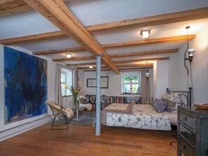 7 Schlafzimmer, Zimmersafe, Bügeleisen/Bügelbrett, kostenloses WLAN