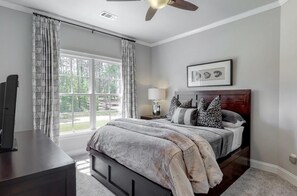 3 dormitorios, tabla de planchar con plancha, wifi y ropa de cama