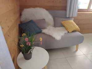 Deluxe Room | Premium bedding, memory-foam beds, individually decorated - Chambre d'Hotes des Bassins (Saint-Paul-en-Chablais)