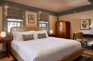 Egyptian cotton sheets, premium bedding, pillow-top beds, minibar