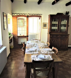 Essbereich im Zimmer